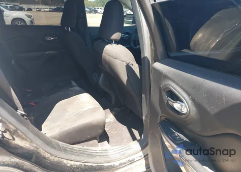 2019 Jeep Cherokee Latitude Fwd из США, поврежденный, VIN 1C4PJLCX8KD264794